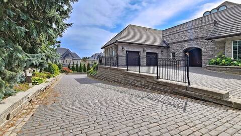 Mansion Richmond Hill & Indoor pool