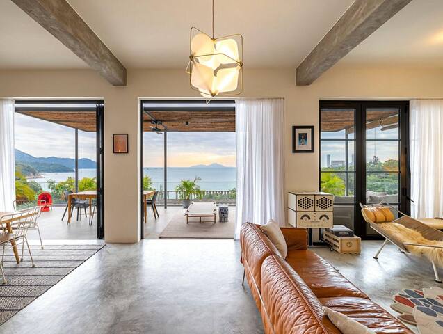 Beach house with a view gallery image 4