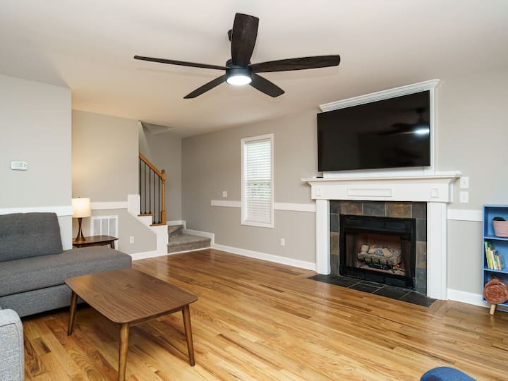 Steps From Restaurants, Shops, Sebts - Wake Forest, NC