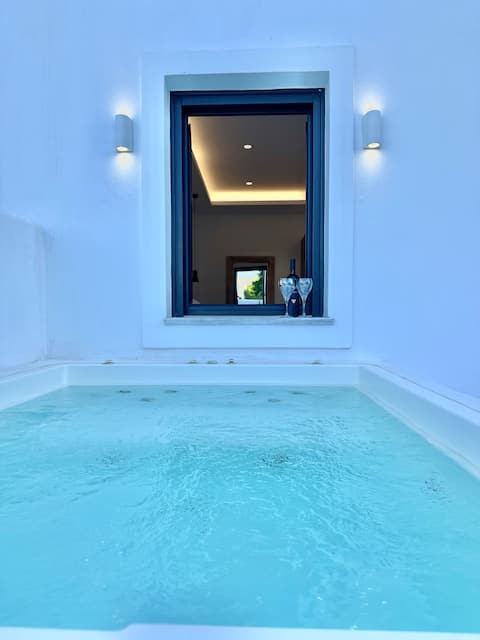 Nostos Suites Kamari | Odysseus