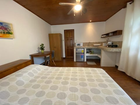 Beautiful studio in the city!