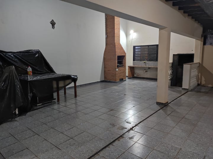 Locação De Casa Para Temporada. - Bauru