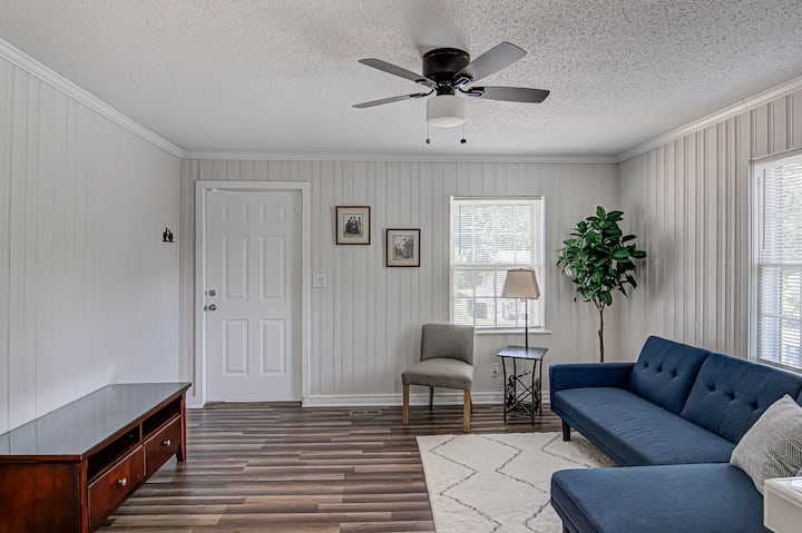Cozy Cottage - Winston-Salem, NC