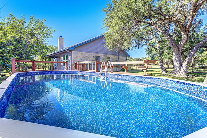 Two 4 BDRM Homes on 6 Acres W/Pools & River Access