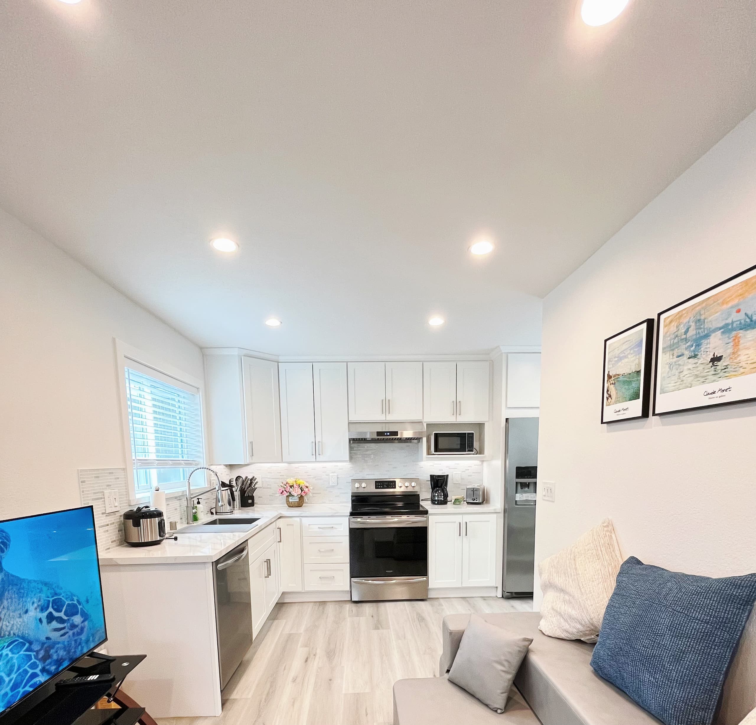San Jose Home with Private Back Unit, Near SJC - Photo 8