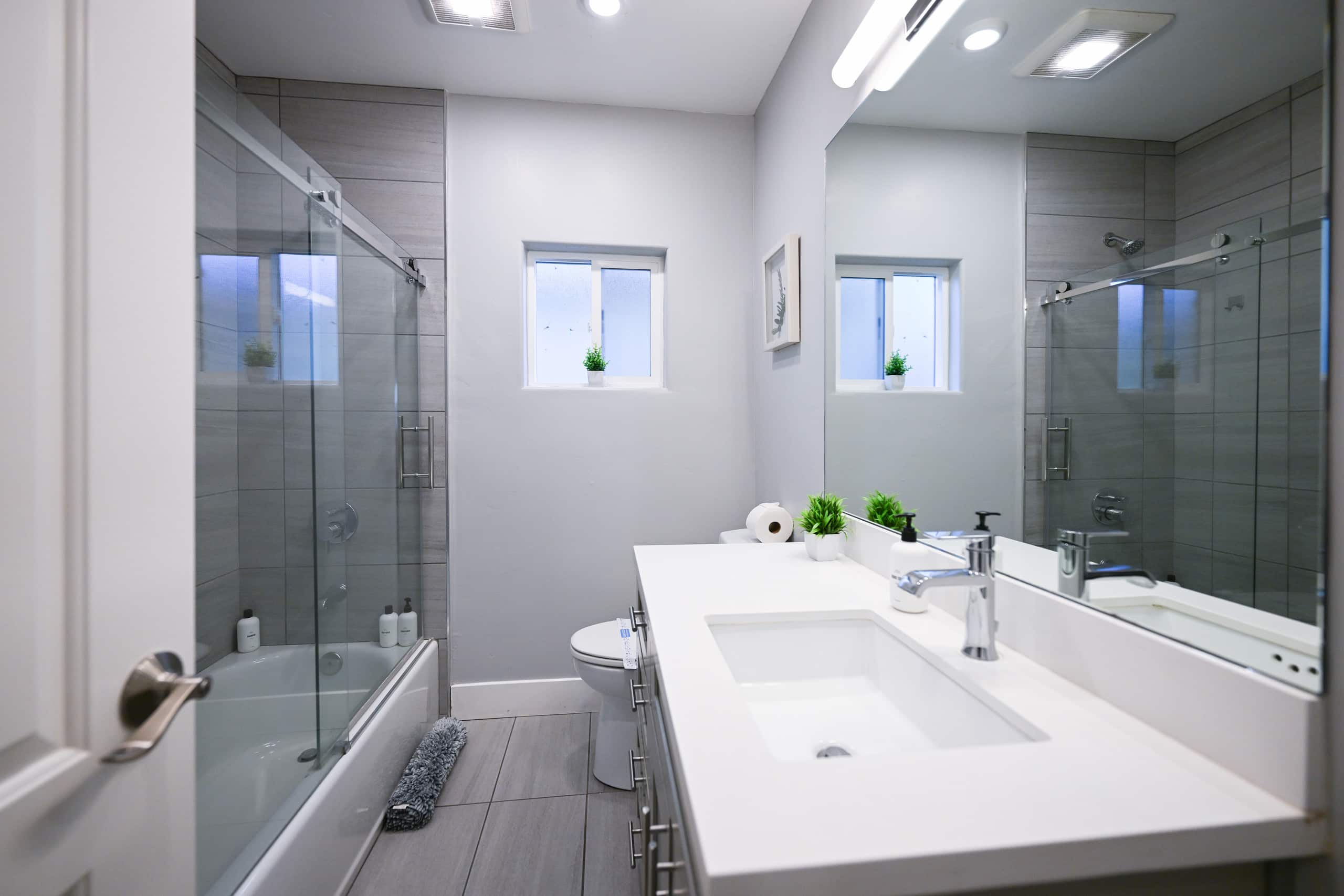 San Jose Home with Private Back Unit, Near SJC - Photo 22