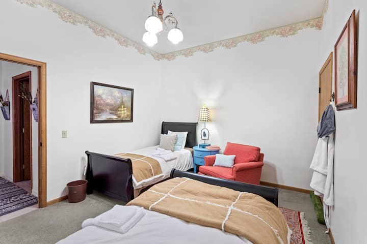 غرفة النوم 2