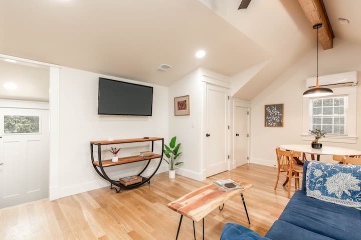 Hamilton Loft (Modern And Near The Lake!) - Greensboro, NC