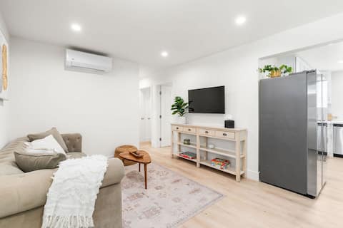 Top Airbnb: NEWBright&Airy Stay by Universal in Burbank