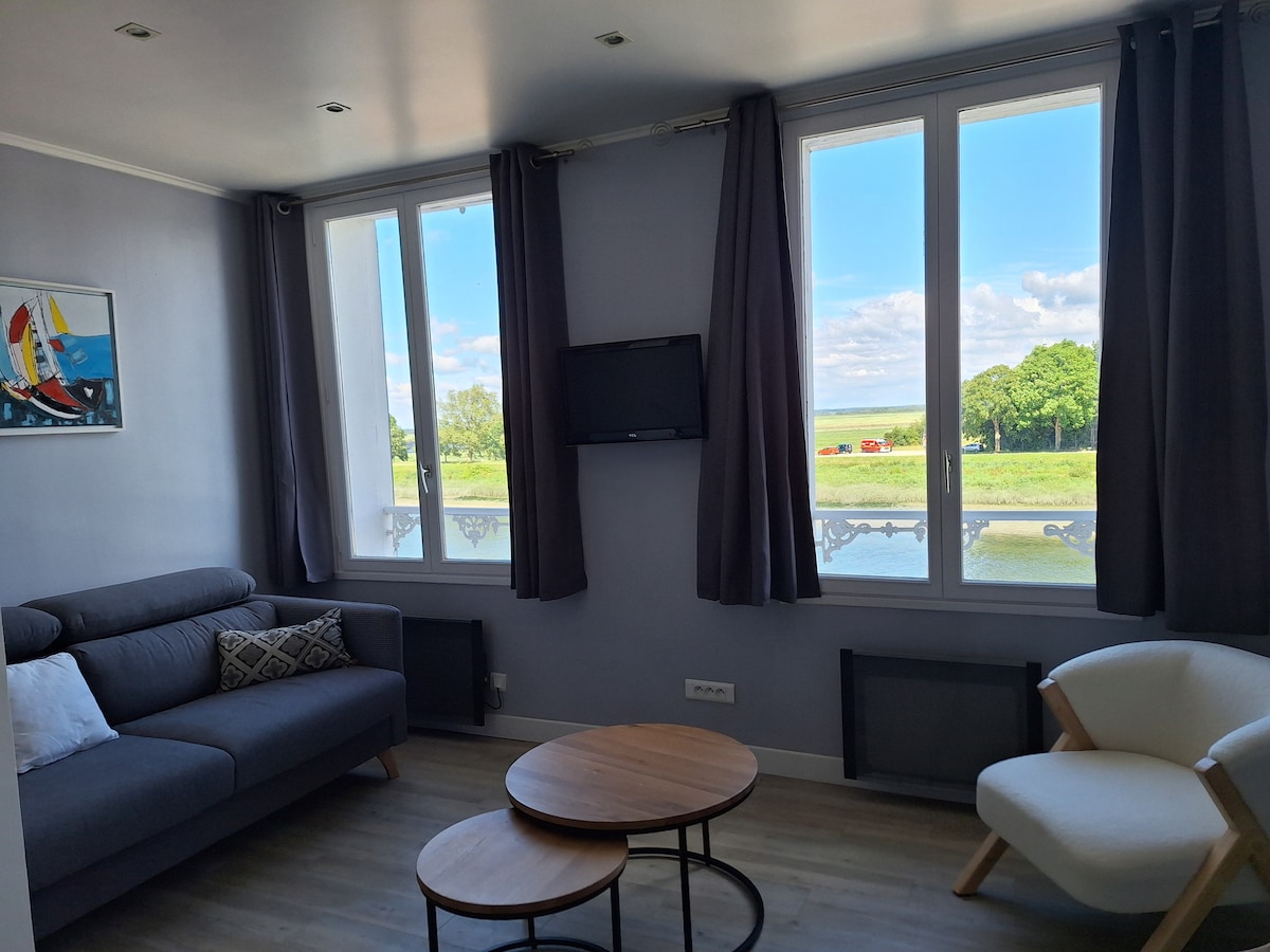 Top performing Airbnb: Quai 53 in Saint Valery Sur Somme