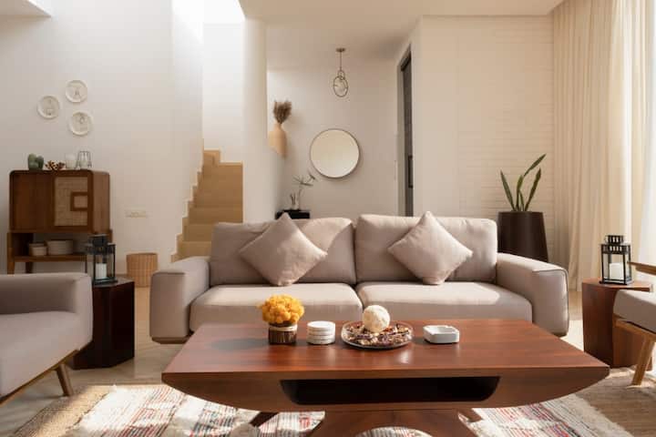 Living room image 5