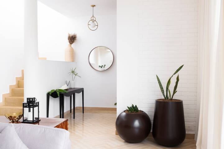 Living room image 1