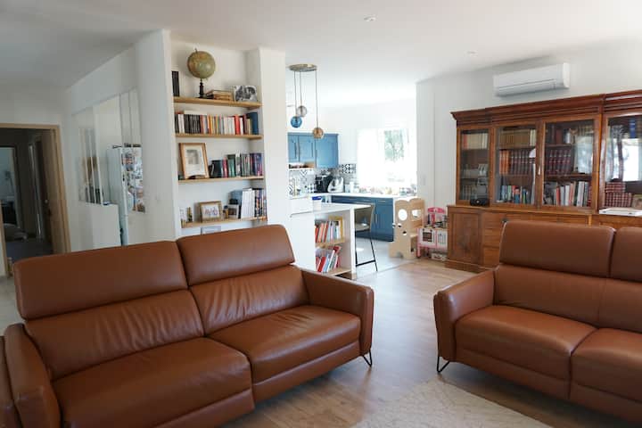Haut De Villa Familial 160m2 à Toulon Tout Confort - Toulon