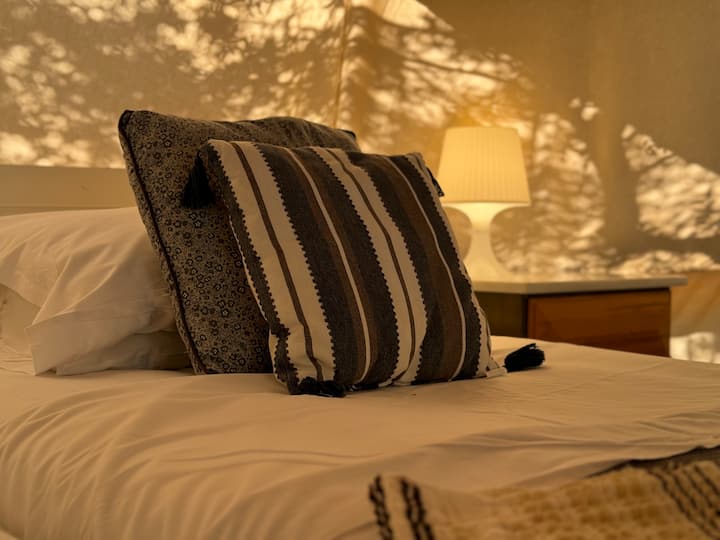 Fina posteljina i detalji.