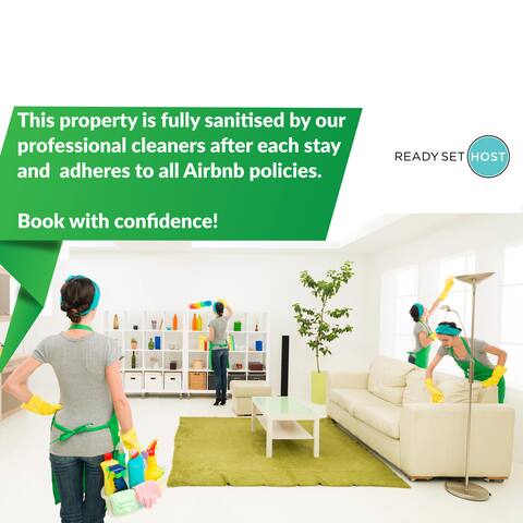 Luxe Sky High Beachside Haven gallery image 4