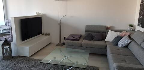 Top Airbnb: Modern apartment fully equipped in Hochheide