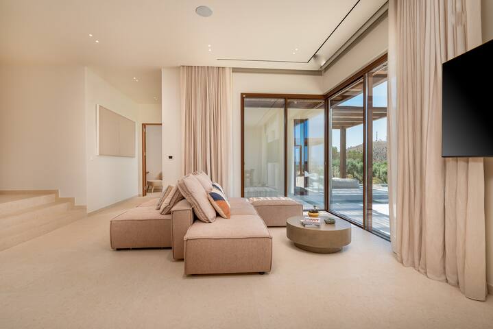 Noema Luxury Villa (2 bedrooms) – Adults only 14+ gallery image 4