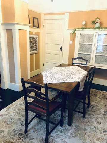 Charming James Bay Guest House gallery image 4