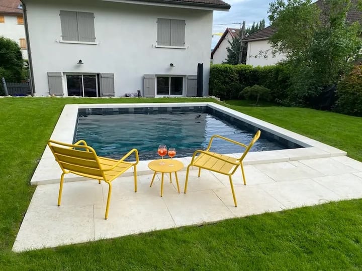 Maison Familiale 4 Ch. Avec Piscine Et Jardin Clos - Cruseilles