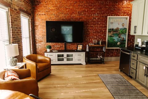 The Seeka Suite