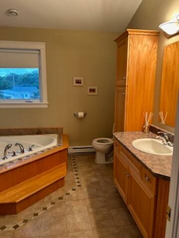 Spectacular water and sun views gallery image 5