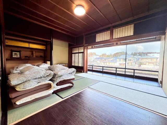 Murasaki Hostels managed Airbnb listing 2