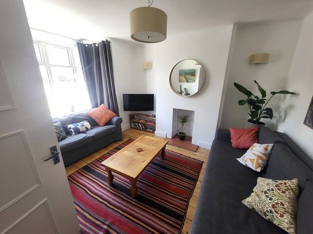 Bristol Art BnB gallery image 2