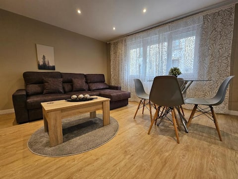 Anuncio de Airbnb popular: 628A In the Barrio de la Sidra en Oviedo