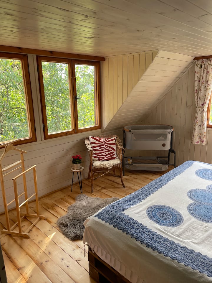 غرفة النوم 2