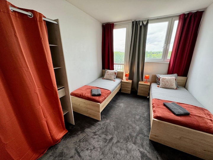 საძინებელი 4