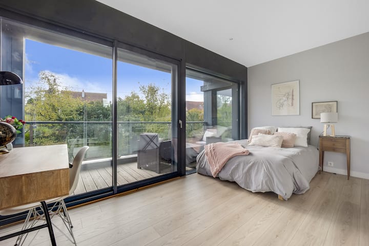 غرفة النوم 4 ، سرير مزدوج