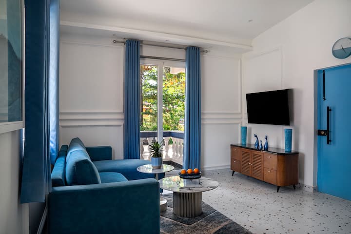 Living room image 1