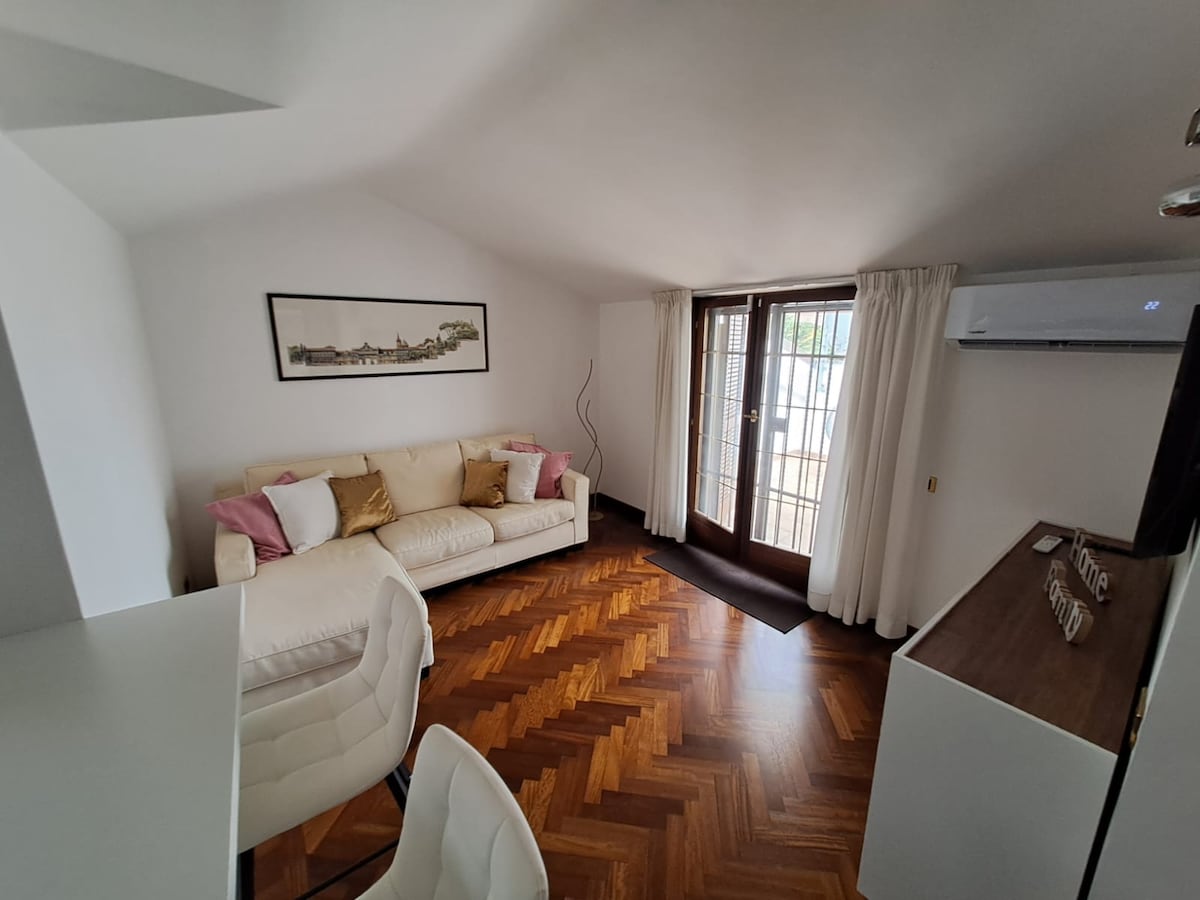 Top Airbnb: colas house apartment à Roma