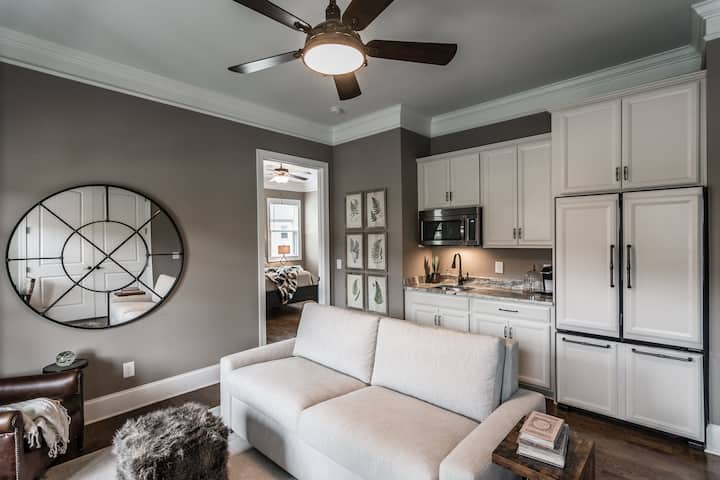 The Guest Suite - Hendersonville, TN