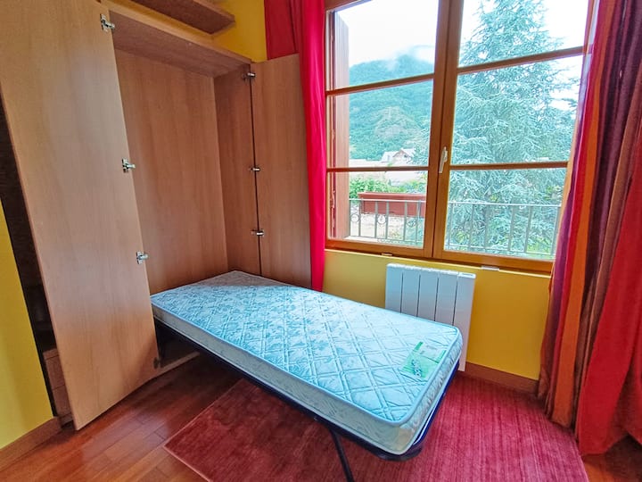 Спалня 3
