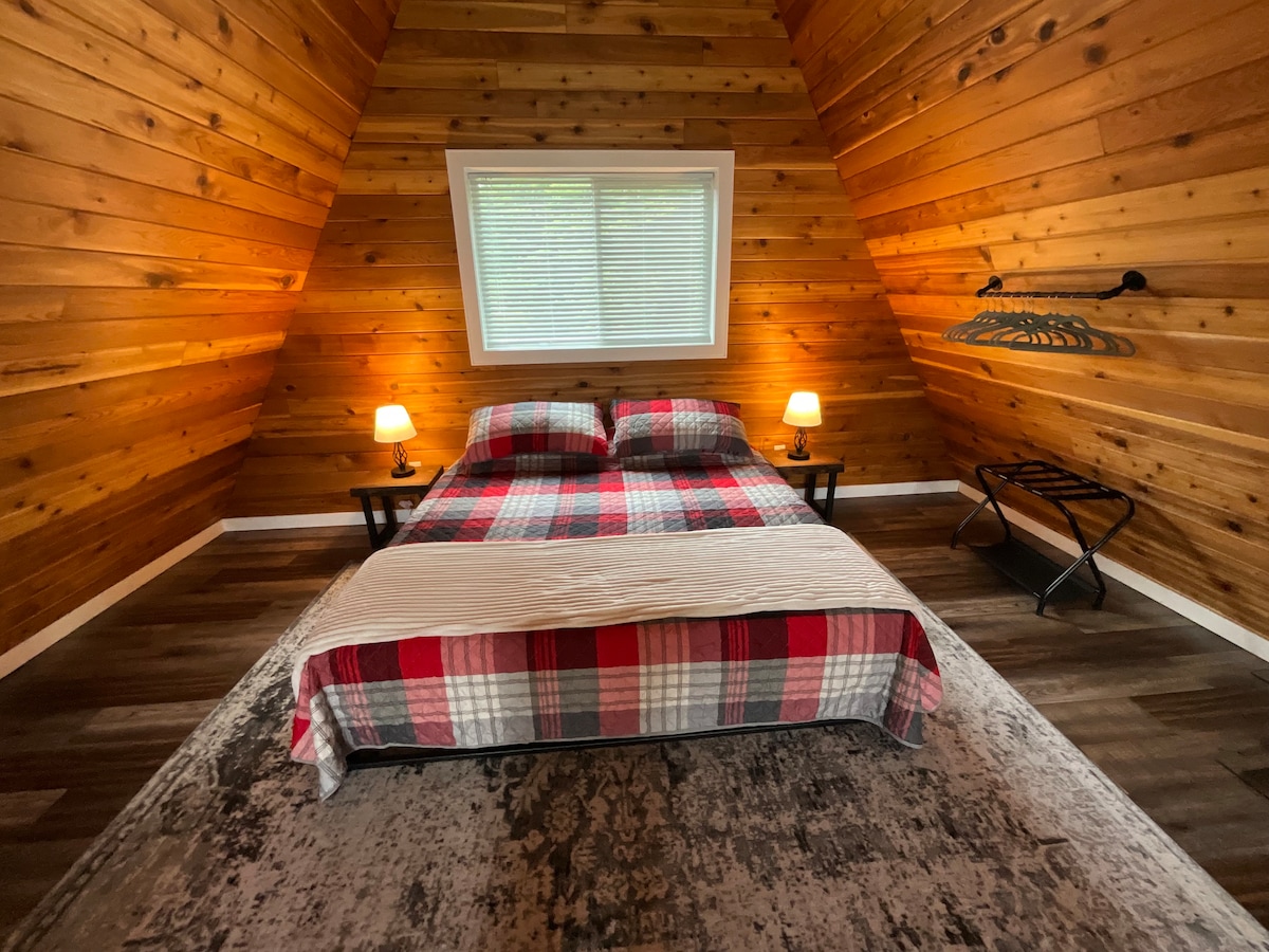 Спална соба во горно поткровје.