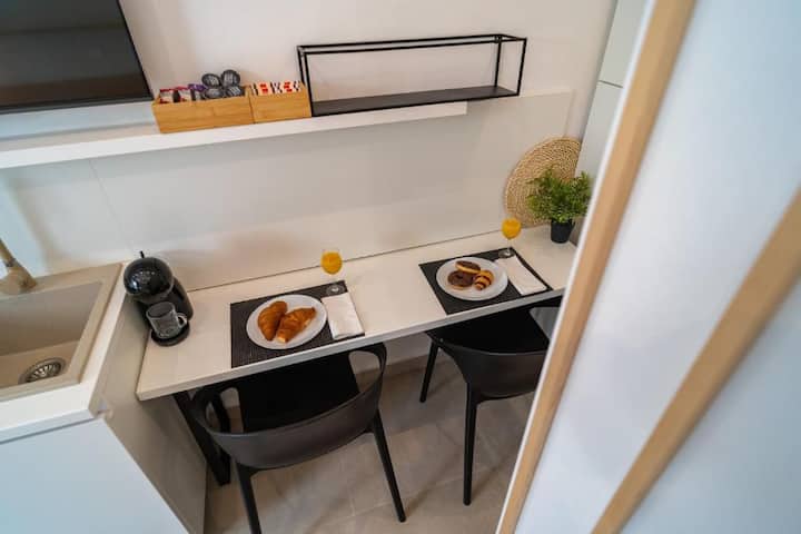 Studio & Room Conopeum - A2 Free Parking - Zadar