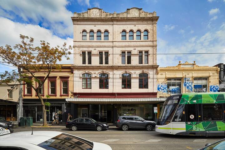 Spacious & Central Designer Loft on Gertrude St gallery image 5