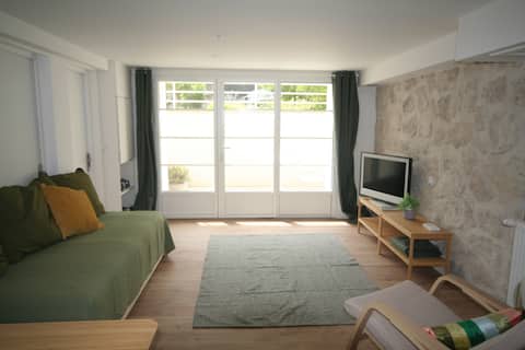 Propriété Airbnb réussie: Studio near Paris (Saint Germain en Laye) à Saint Germain En Laye
