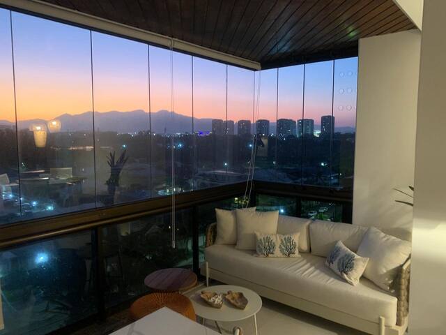 Incrível Ap vista p/o mar! Melhor lugar da Barra! gallery image 2