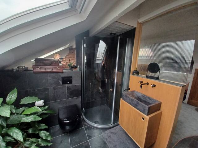 Funky West Didsbury Home gallery image 3