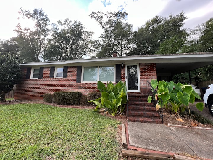 Walk To The 2027 Masters! 3 Br/1 Bath - Augusta, GA