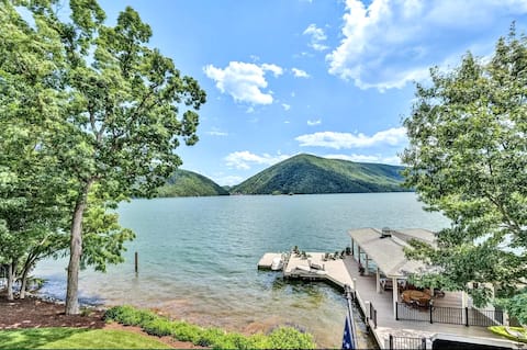 BEST VIEW~Luxury 8500 Sq Ft~6 bedroom 5 Flex Rooms