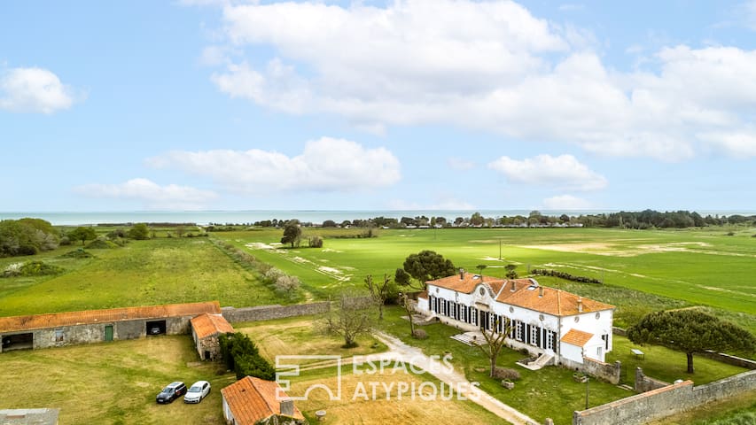 Espaces Atypiques managed Airbnb listing 1