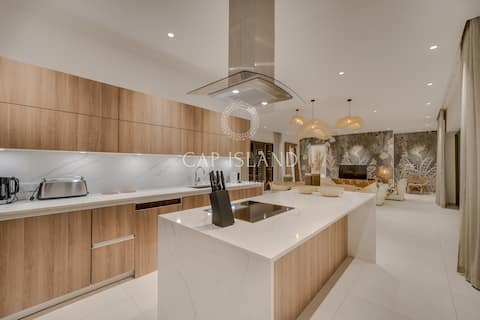 Villa · Easile · Elegance, pool, near beach