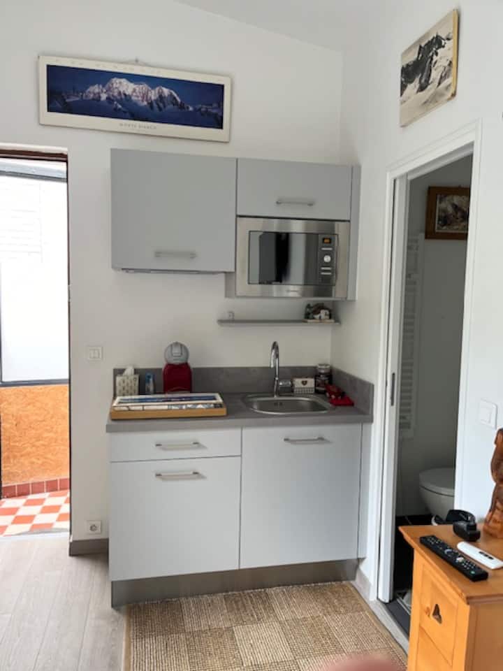 Studio 16 M² + Véranda 4 M² - Garches