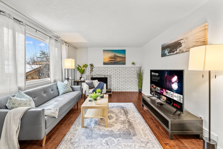 Central & Spacious 4BR Home – 13 Min to DT&Airport