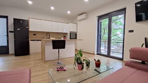 Top Airbnb: Mia Studio Apartment in Grad Makarska