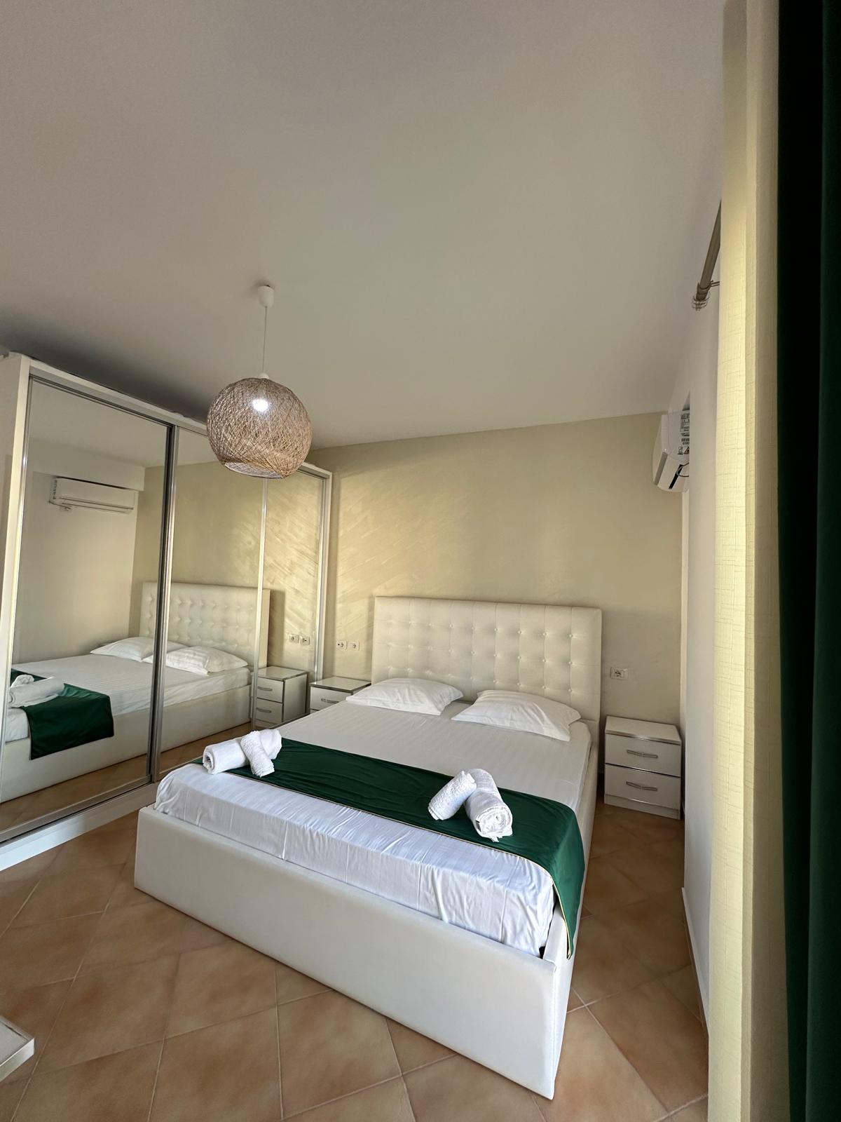 Listing 1194752557522825089