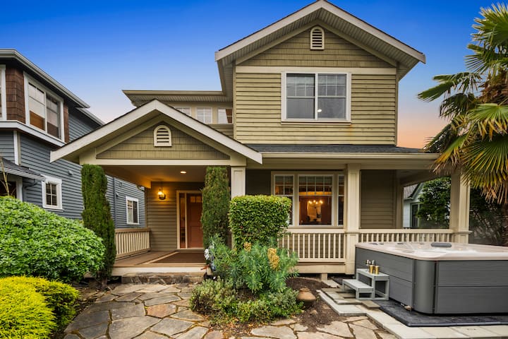 Fun and Games, with a VIEW, in Seattle!